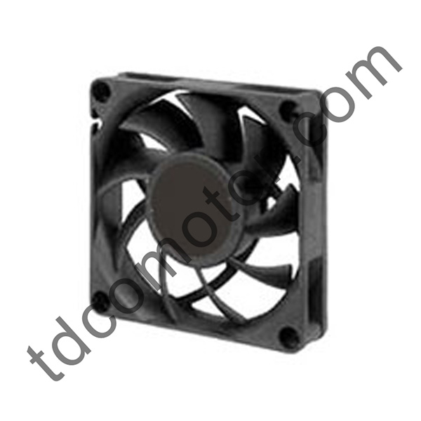 DC Axiale Ventilator 70x70x15 YZ-7015D Glijlager Kogellager